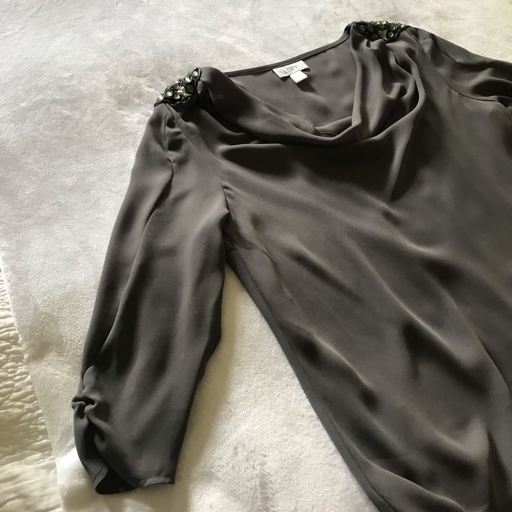 [Ann Taylor LOFT] Beautiful Mauve Top with Jeweled Shoulders